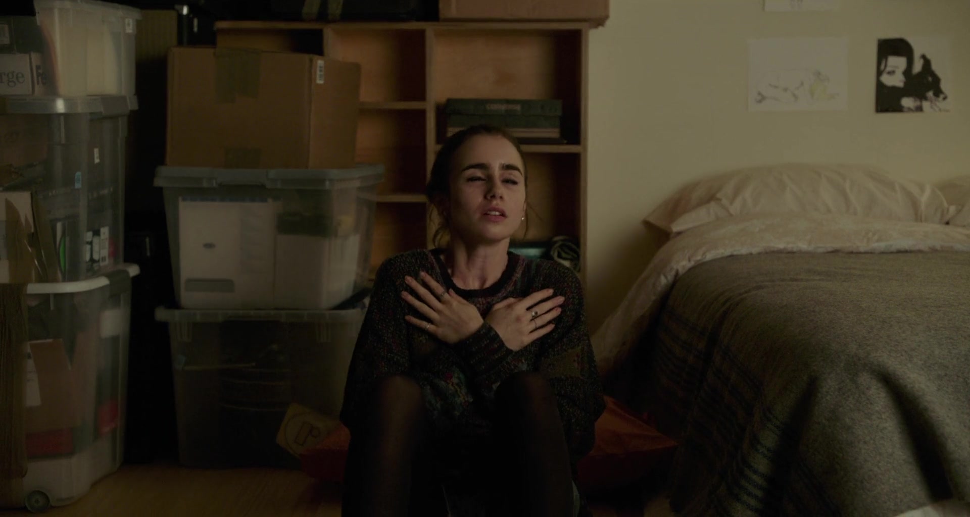 To_The_Bone_2017_1080p_BluRay_x264-5BYTS_LT5D_0102.jpg