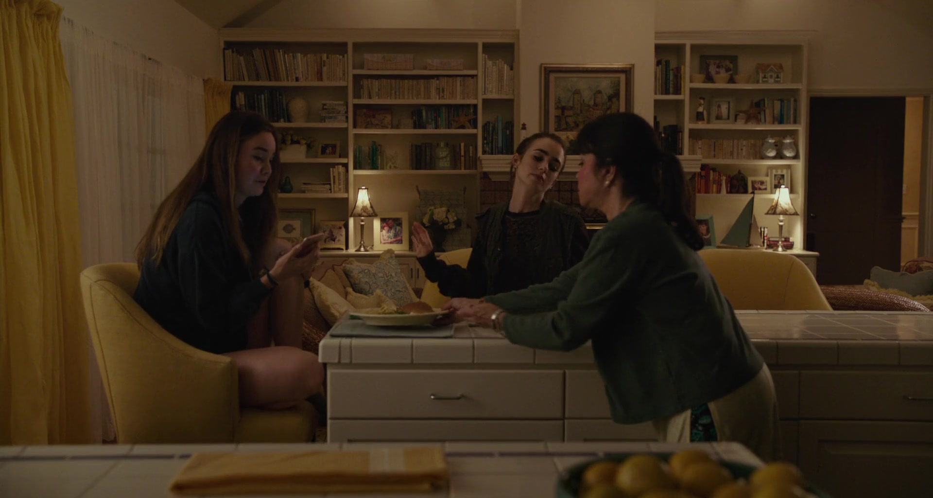 To_The_Bone_2017_1080p_BluRay_x264-5BYTS_LT5D_0121.jpg