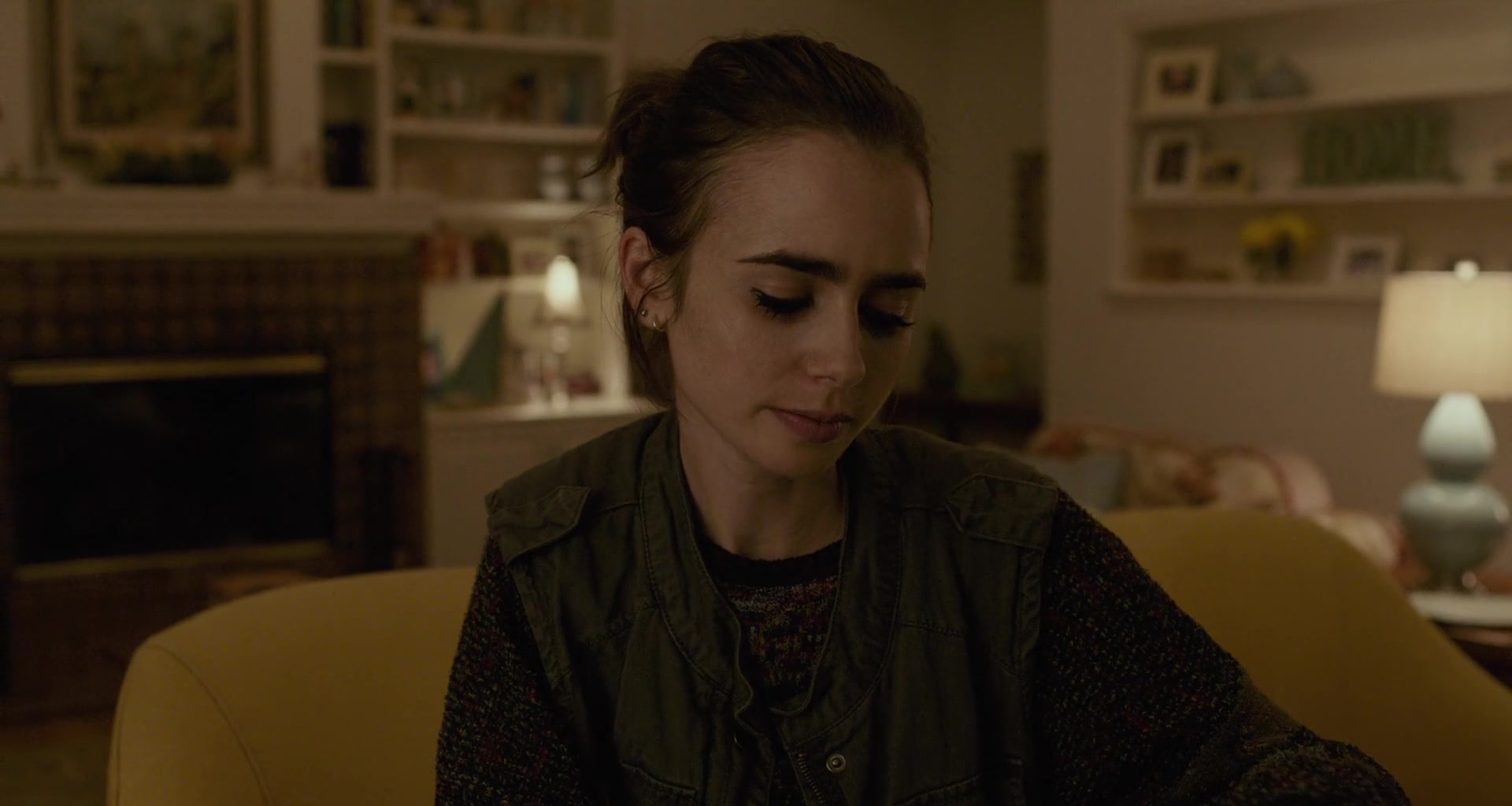 To_The_Bone_2017_1080p_BluRay_x264-5BYTS_LT5D_0135.jpg