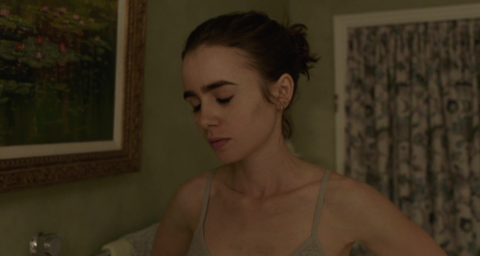 To_The_Bone_2017_1080p_BluRay_x264-5BYTS_LT5D_0202.jpg