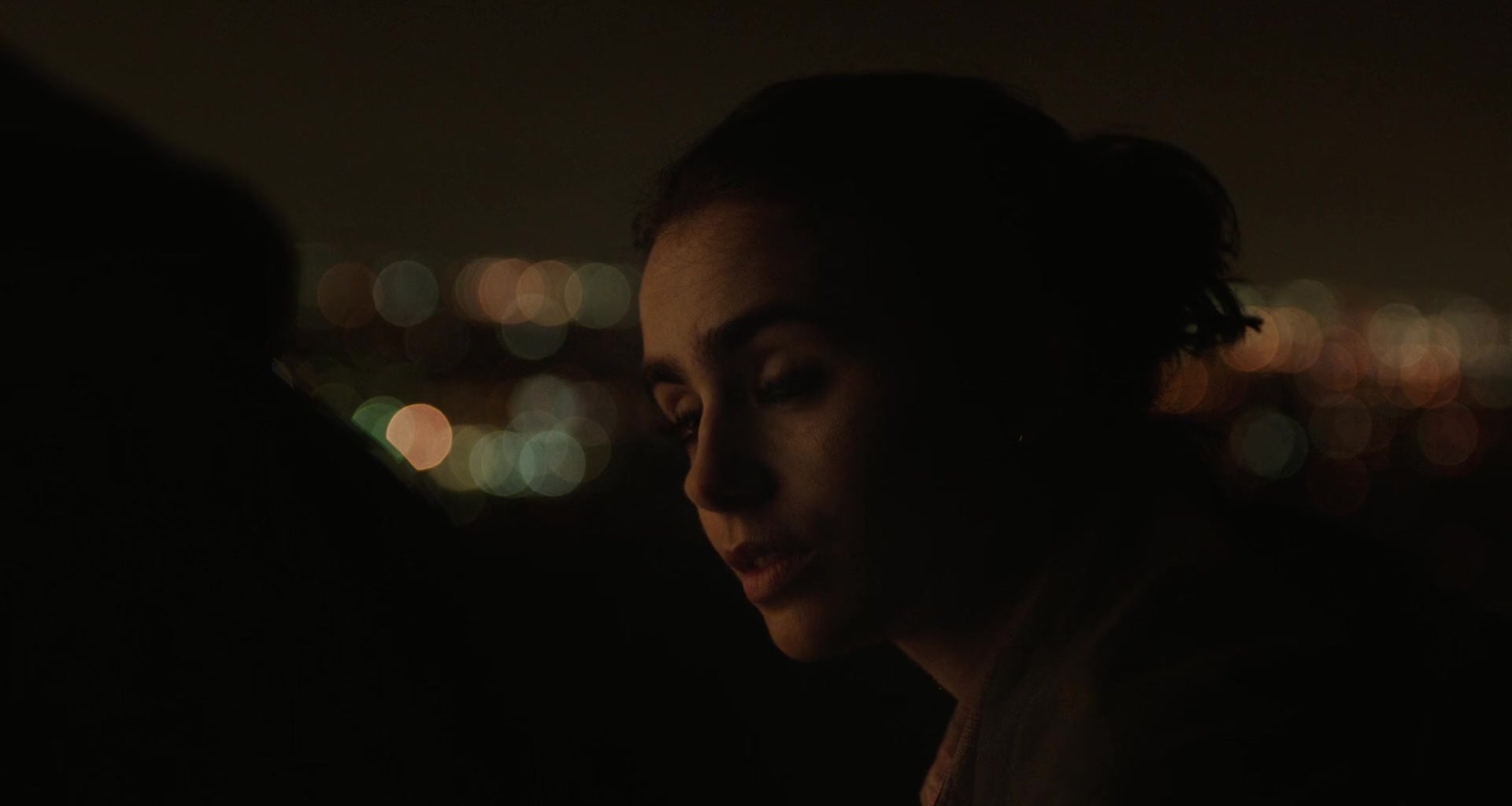 To_The_Bone_2017_1080p_BluRay_x264-5BYTS_LT5D_0252.jpg