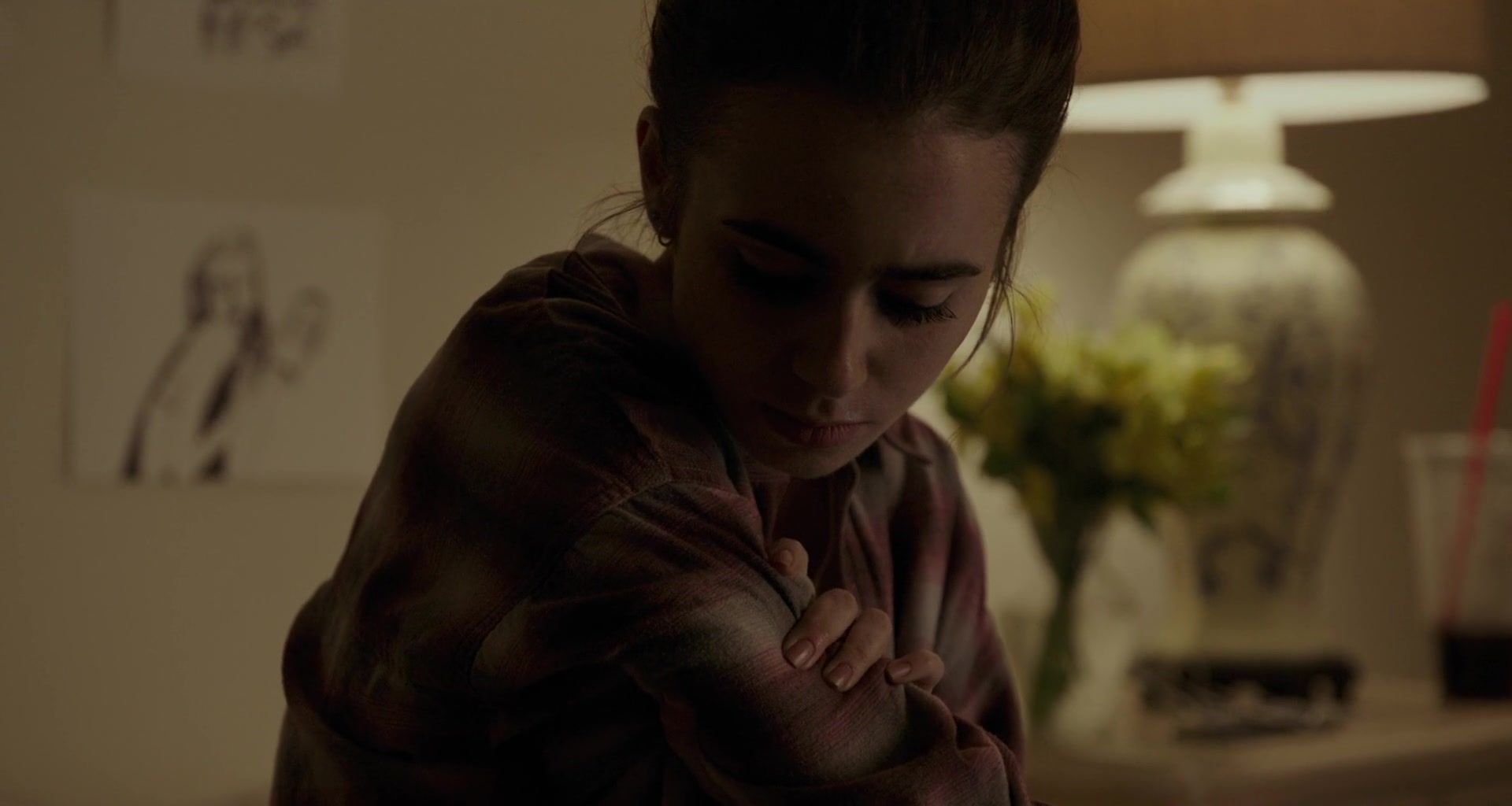To_The_Bone_2017_1080p_BluRay_x264-5BYTS_LT5D_0295.jpg