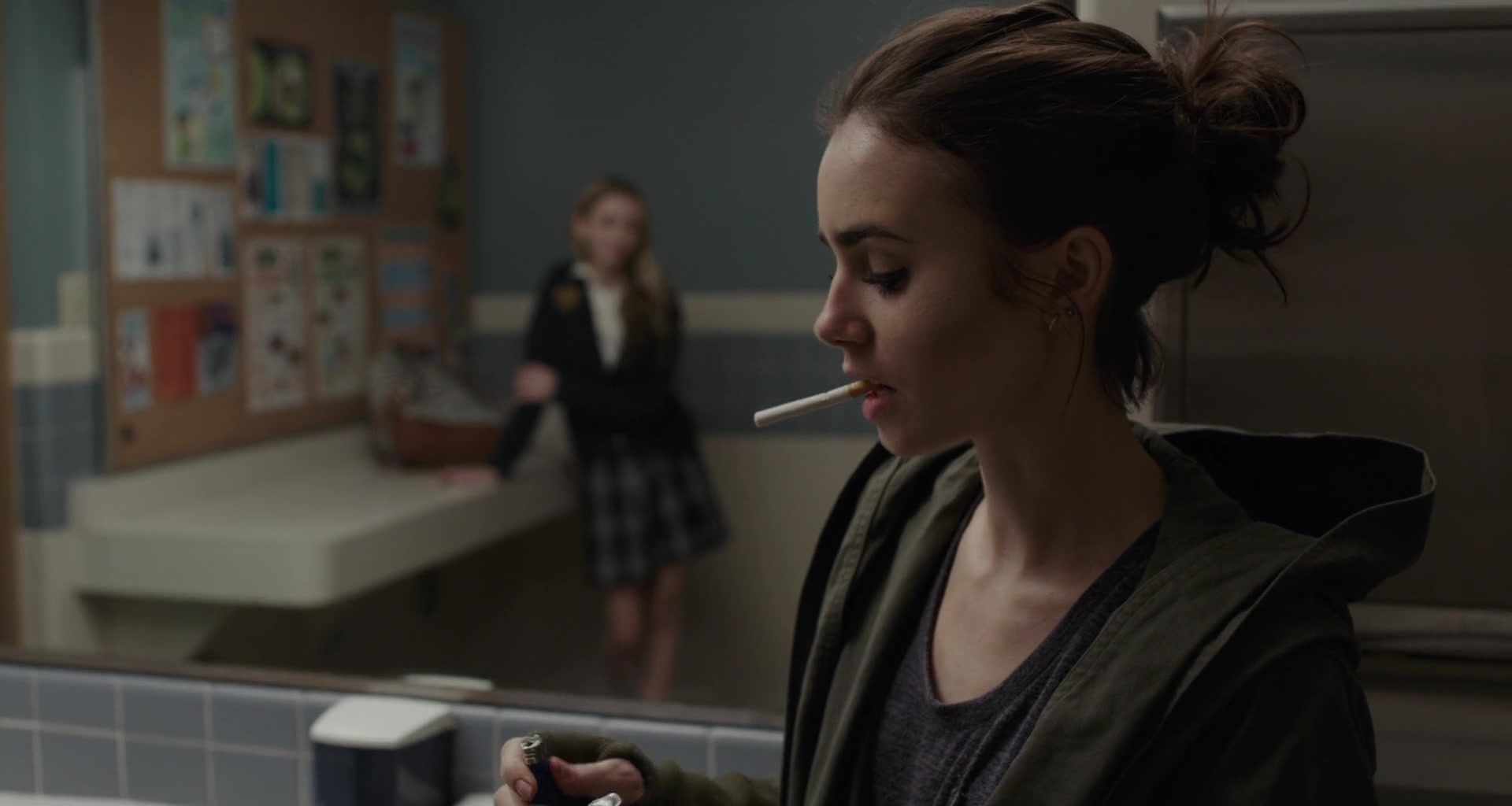 To_The_Bone_2017_1080p_BluRay_x264-5BYTS_LT5D_0339.jpg