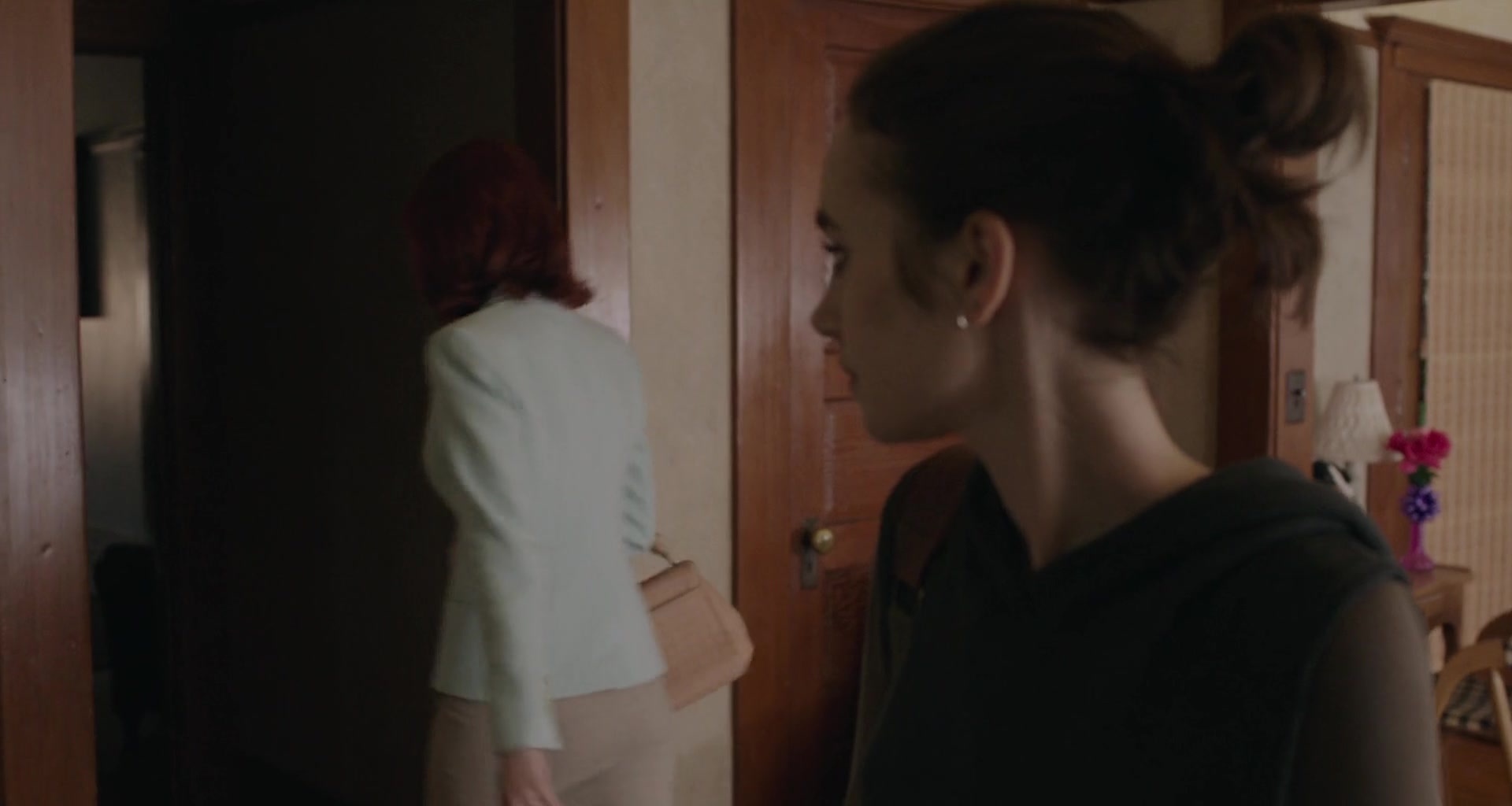 To_The_Bone_2017_1080p_BluRay_x264-5BYTS_LT5D_0618.jpg