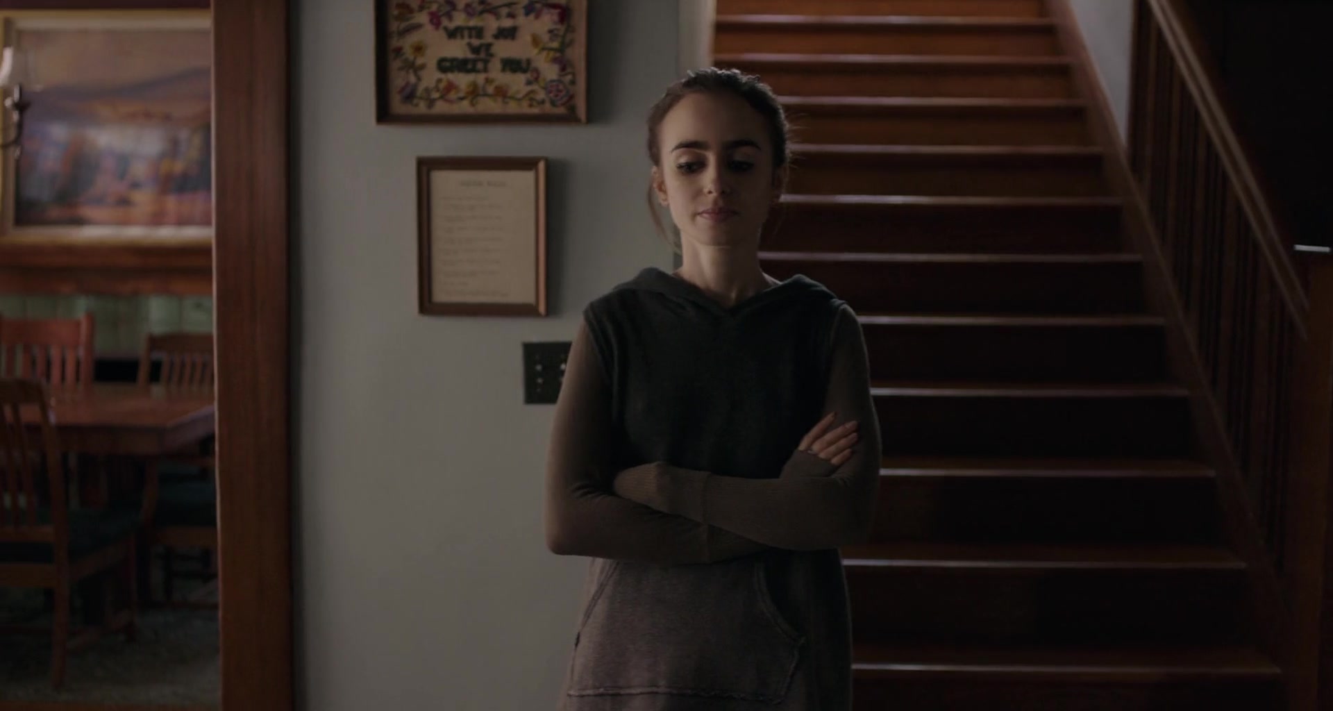 To_The_Bone_2017_1080p_BluRay_x264-5BYTS_LT5D_0629.jpg
