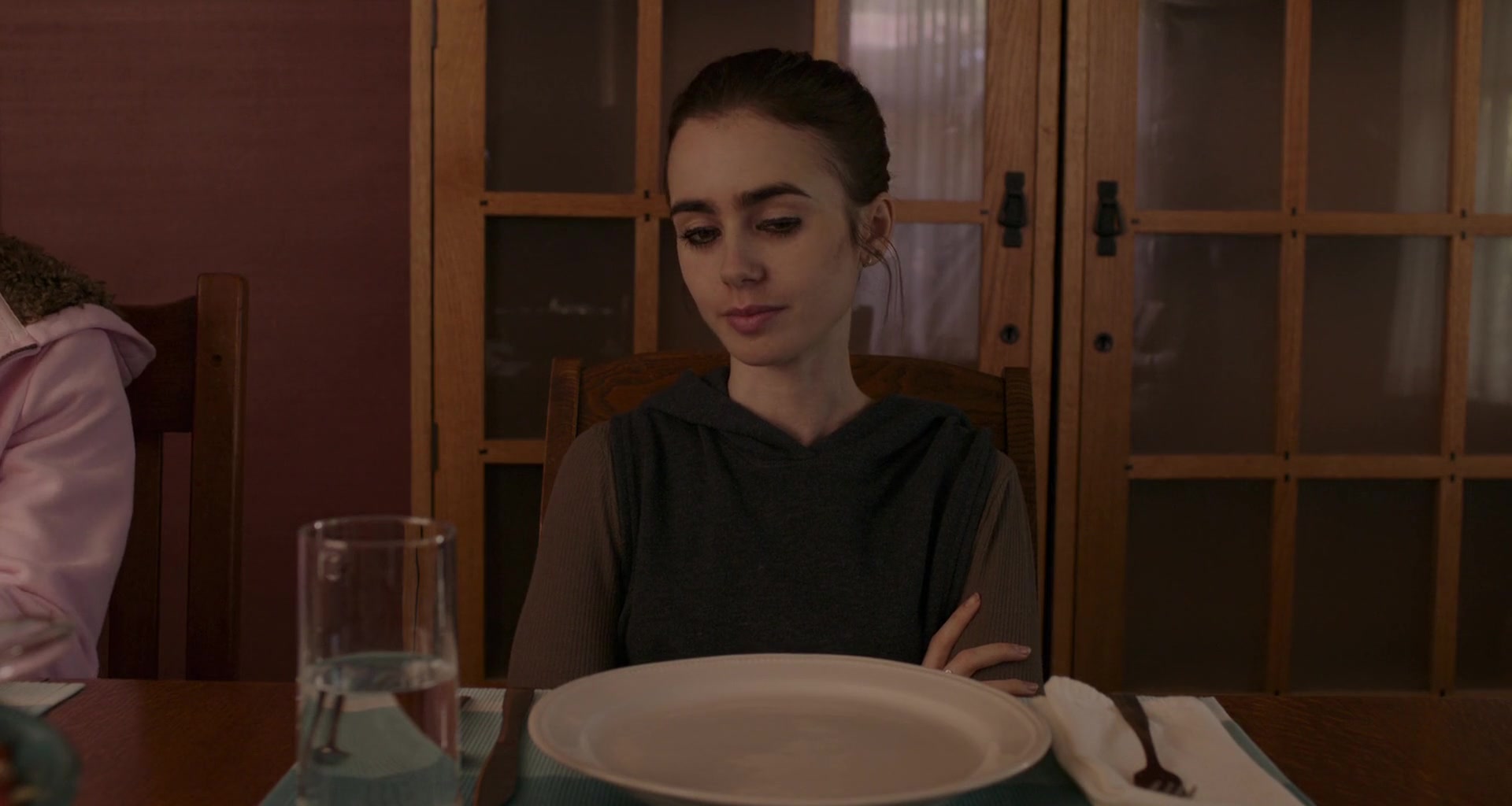 To_The_Bone_2017_1080p_BluRay_x264-5BYTS_LT5D_0760.jpg