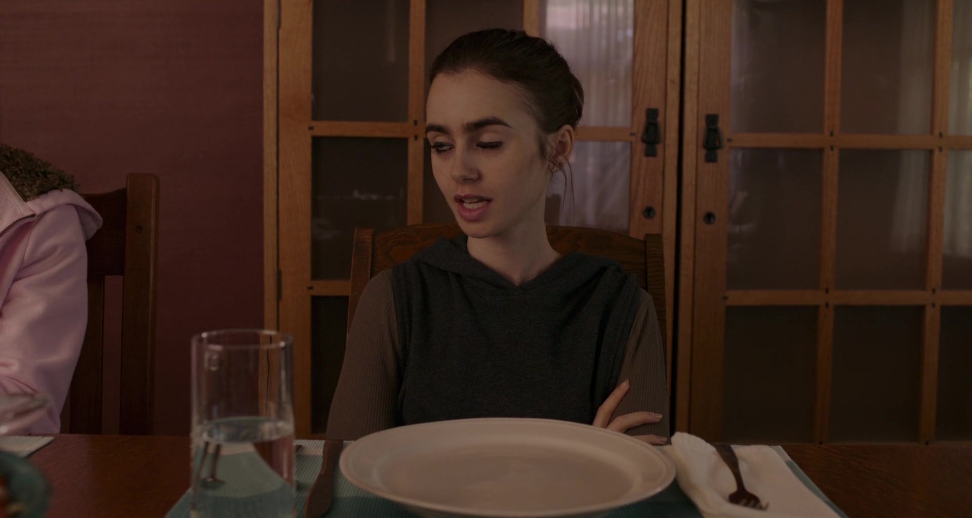To_The_Bone_2017_1080p_BluRay_x264-5BYTS_LT5D_0761.jpg