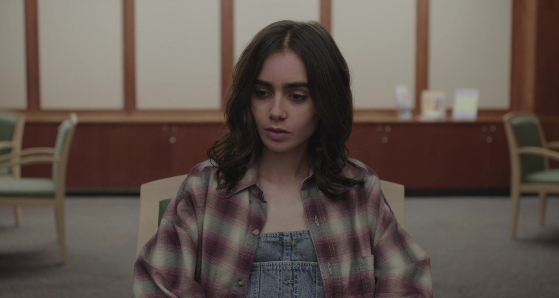 To_The_Bone_2017_1080p_BluRay_x264-5BYTS_LT5D_1032.jpg