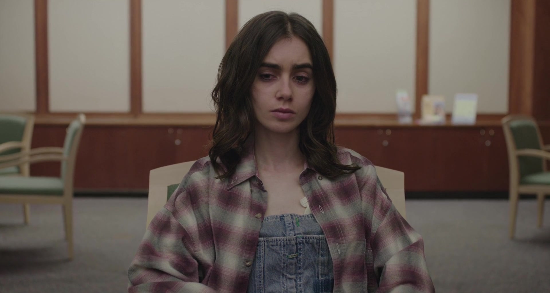 To_The_Bone_2017_1080p_BluRay_x264-5BYTS_LT5D_1088.jpg