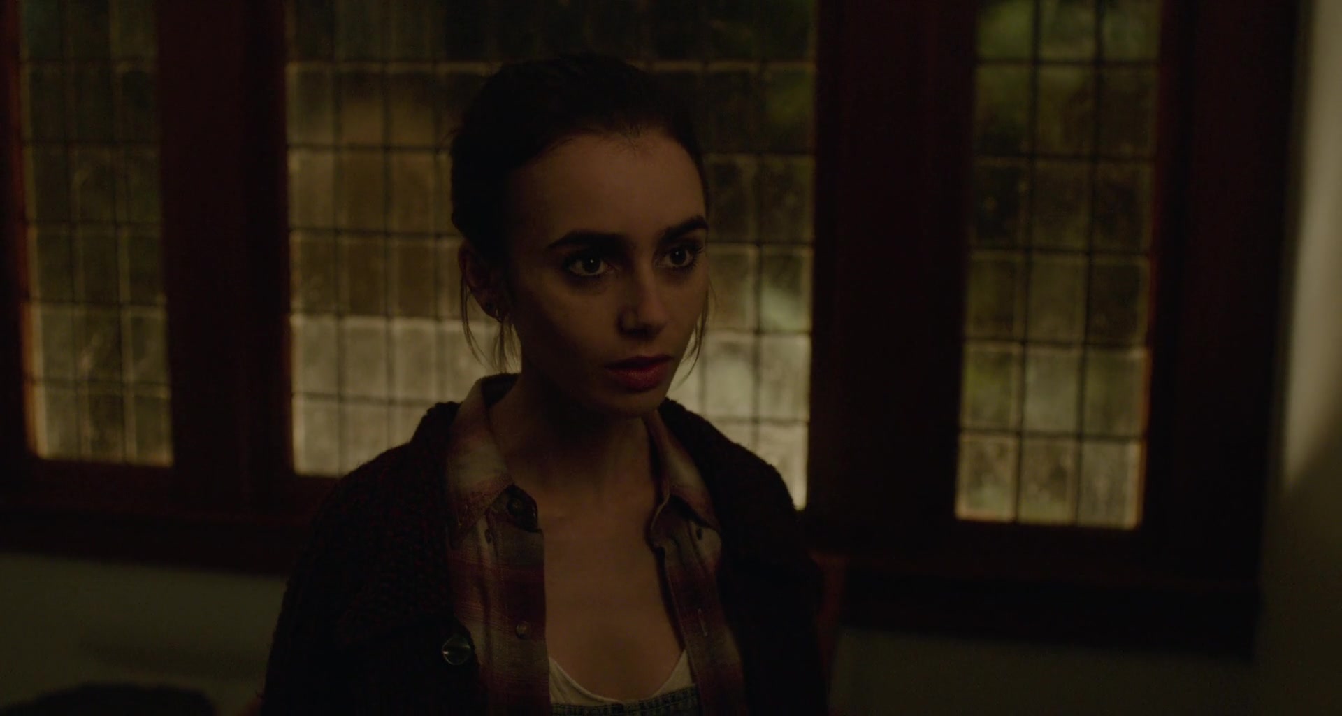 To_The_Bone_2017_1080p_BluRay_x264-5BYTS_LT5D_1224.jpg