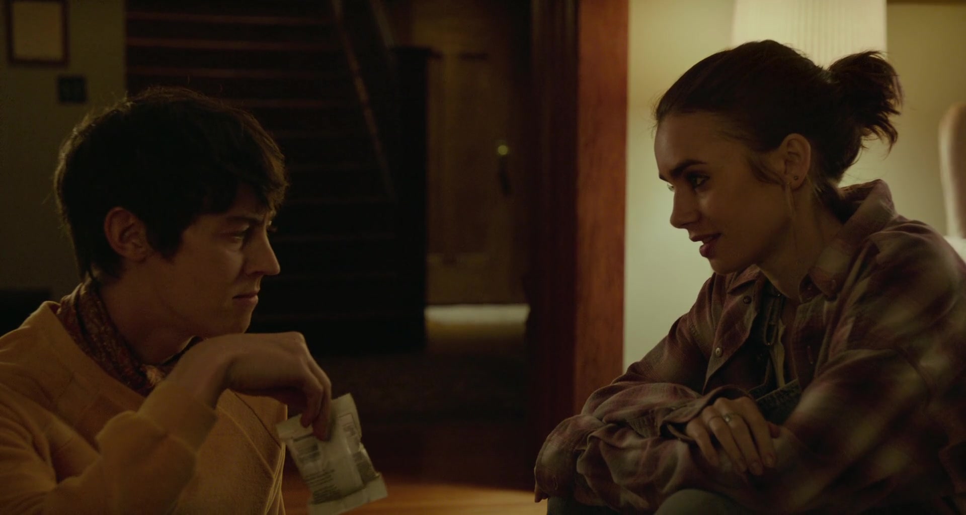 To_The_Bone_2017_1080p_BluRay_x264-5BYTS_LT5D_1451.jpg