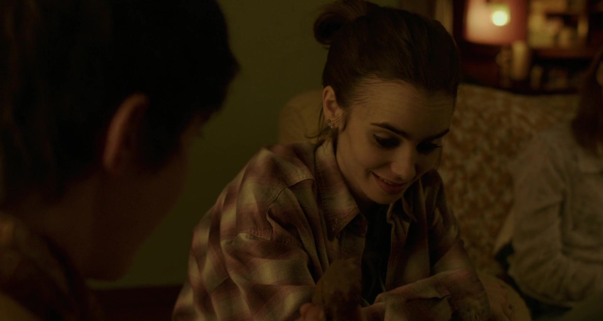 To_The_Bone_2017_1080p_BluRay_x264-5BYTS_LT5D_1458.jpg