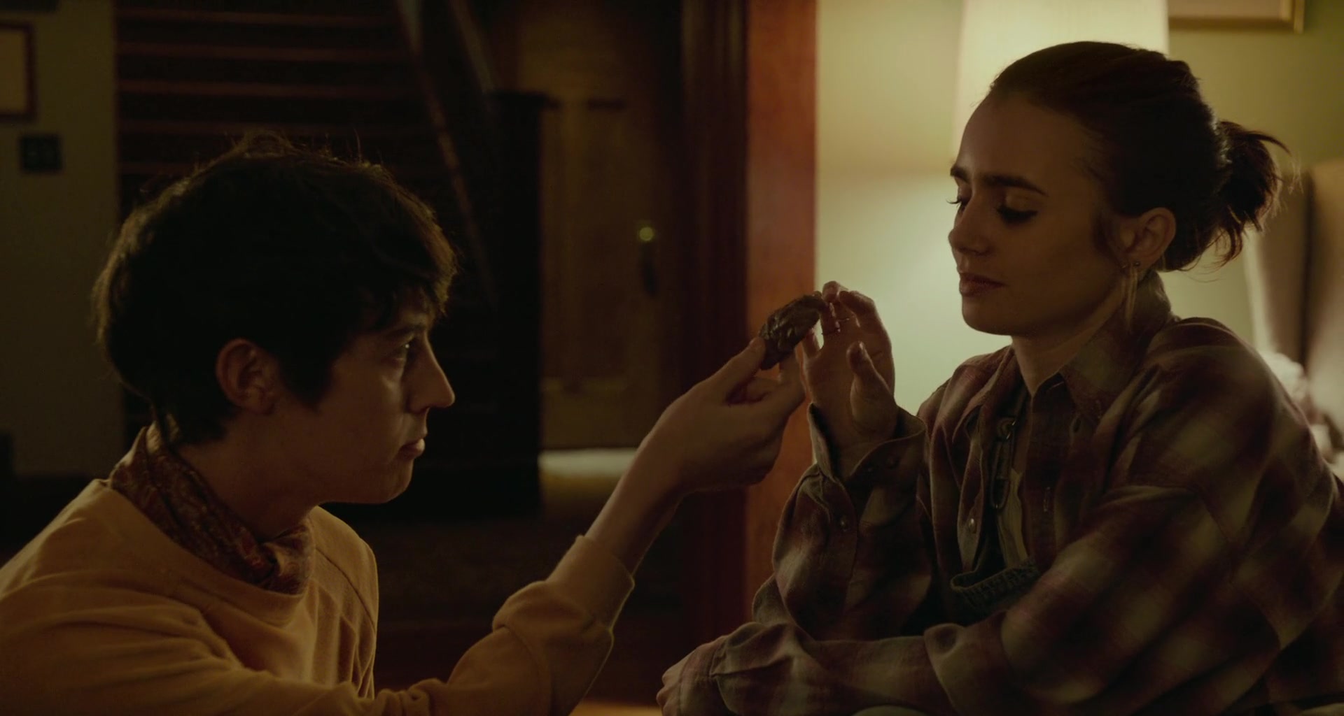 To_The_Bone_2017_1080p_BluRay_x264-5BYTS_LT5D_1475.jpg