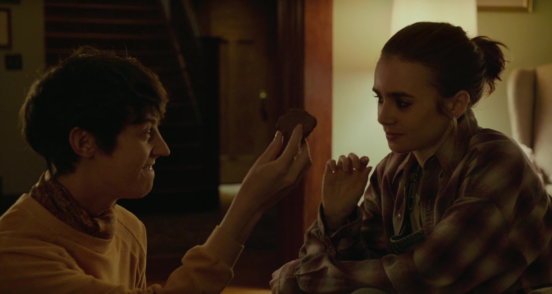 To_The_Bone_2017_1080p_BluRay_x264-5BYTS_LT5D_1478.jpg