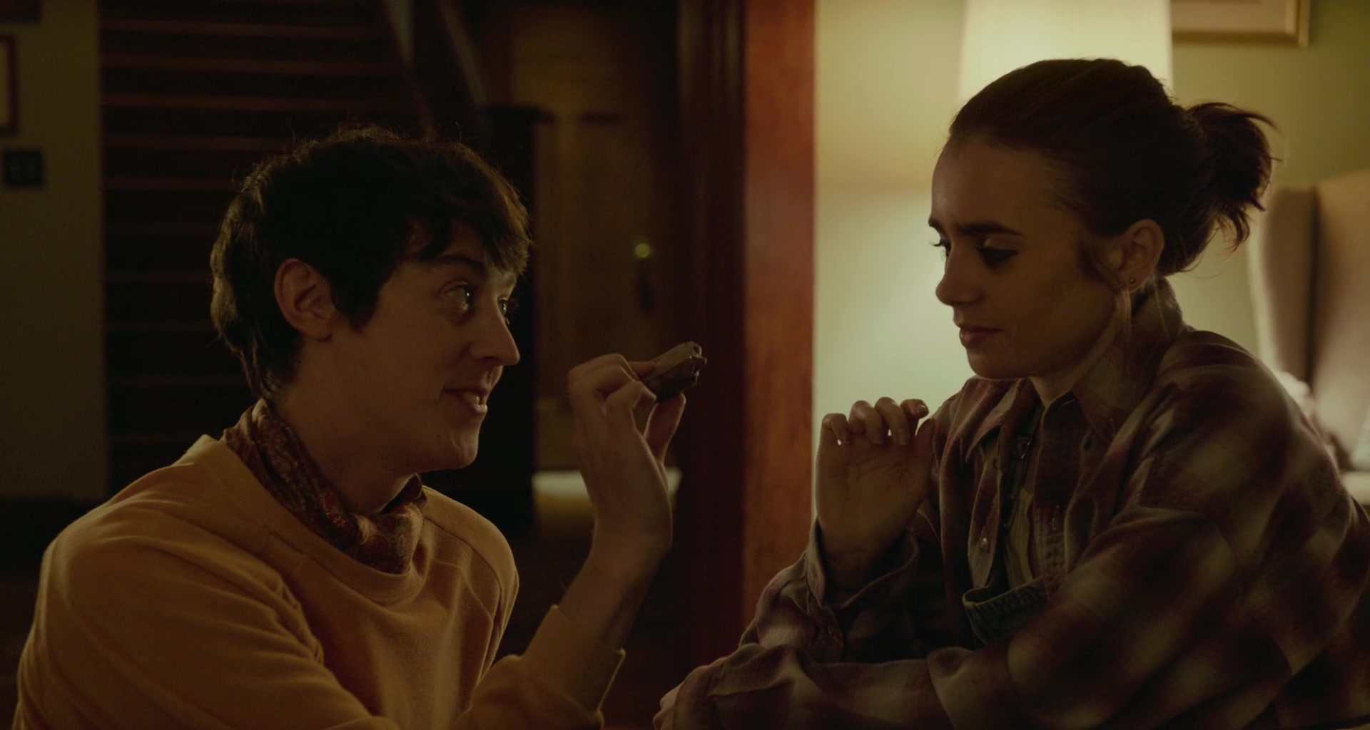 To_The_Bone_2017_1080p_BluRay_x264-5BYTS_LT5D_1480.jpg