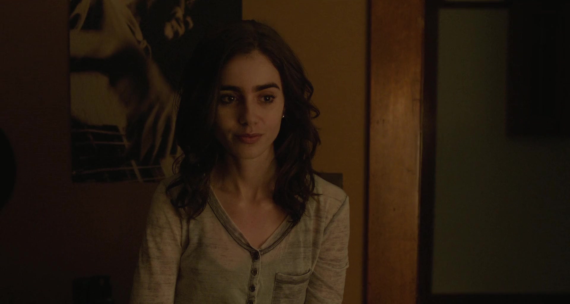 To_The_Bone_2017_1080p_BluRay_x264-5BYTS_LT5D_1605.jpg