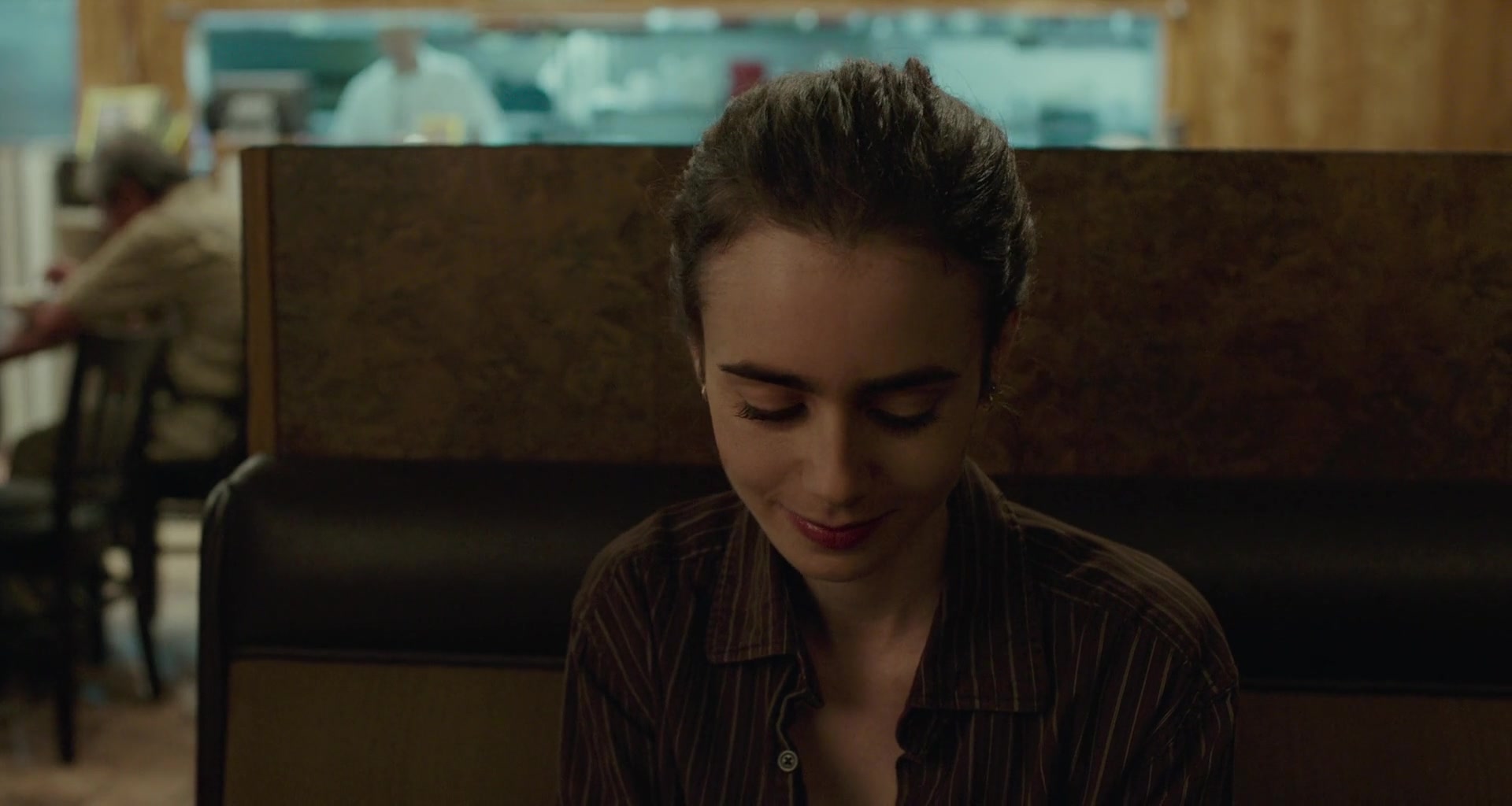 To_The_Bone_2017_1080p_BluRay_x264-5BYTS_LT5D_1634.jpg