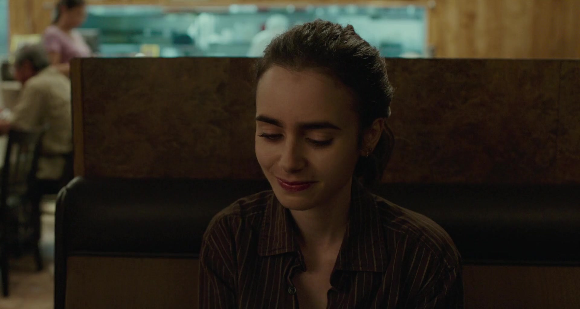 To_The_Bone_2017_1080p_BluRay_x264-5BYTS_LT5D_1643.jpg