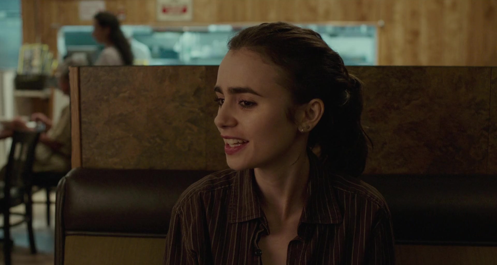 To_The_Bone_2017_1080p_BluRay_x264-5BYTS_LT5D_1657.jpg