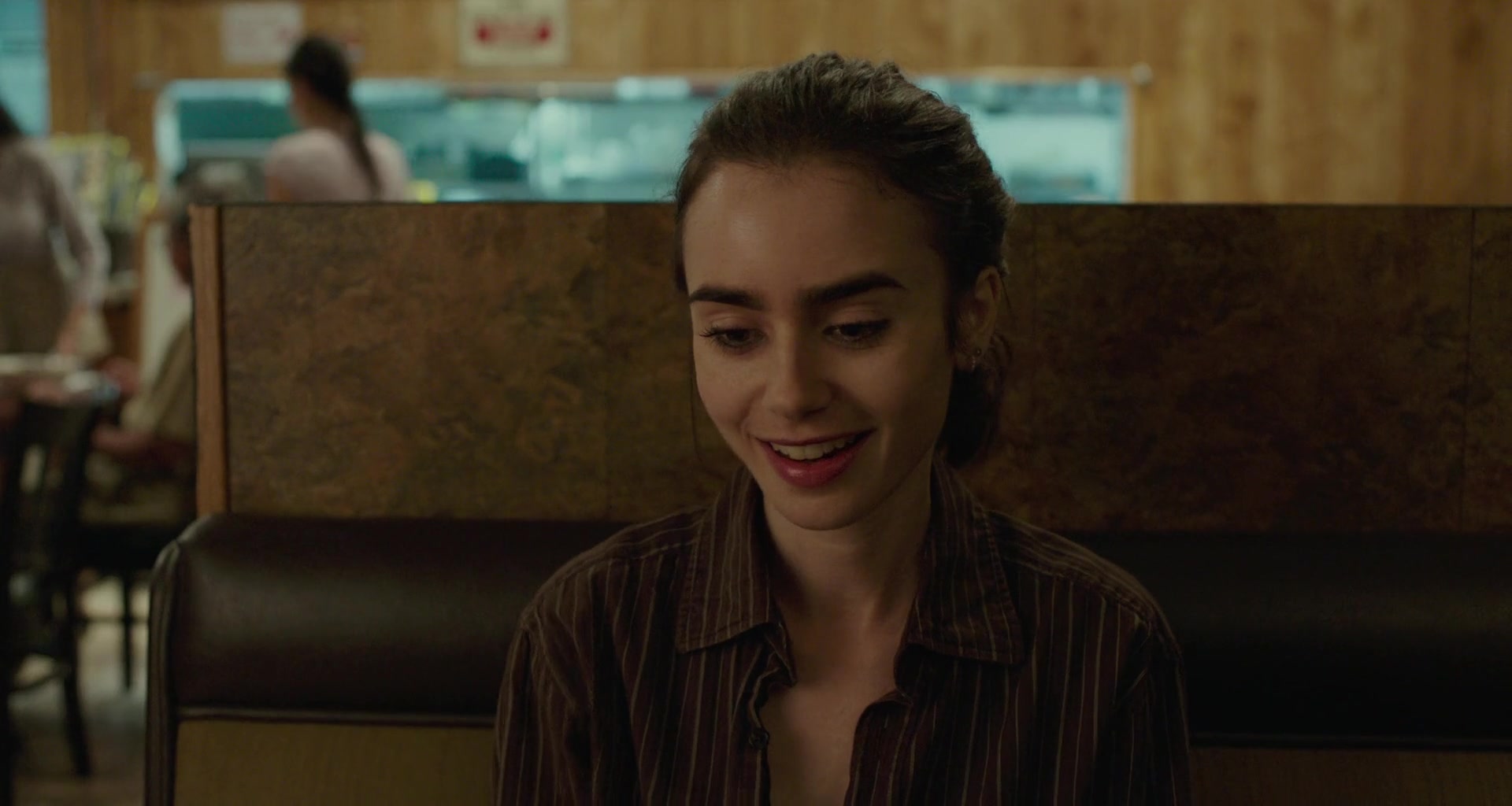 To_The_Bone_2017_1080p_BluRay_x264-5BYTS_LT5D_1660.jpg