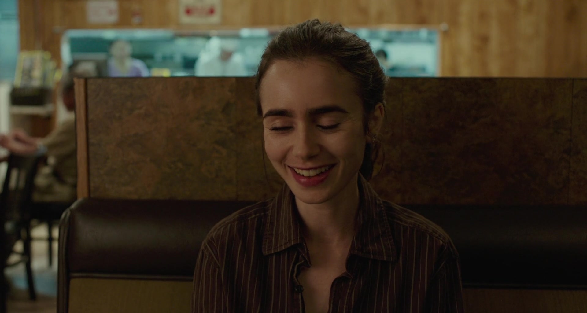To_The_Bone_2017_1080p_BluRay_x264-5BYTS_LT5D_1664.jpg