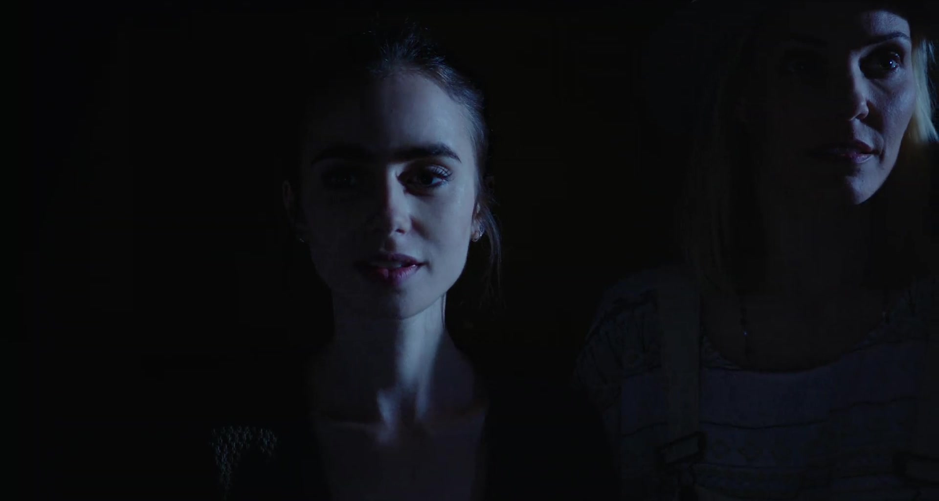 To_The_Bone_2017_1080p_BluRay_x264-5BYTS_LT5D_1798.jpg