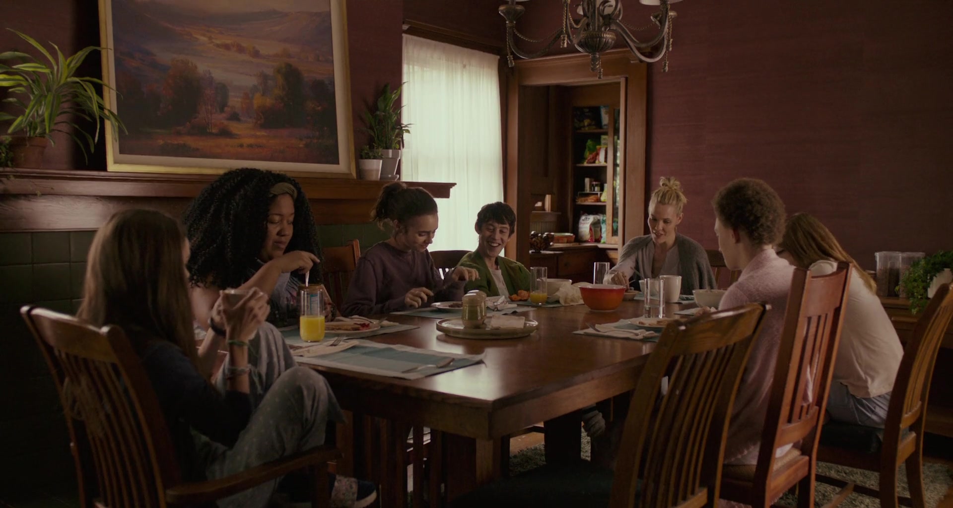 To_The_Bone_2017_1080p_BluRay_x264-5BYTS_LT5D_1902.jpg