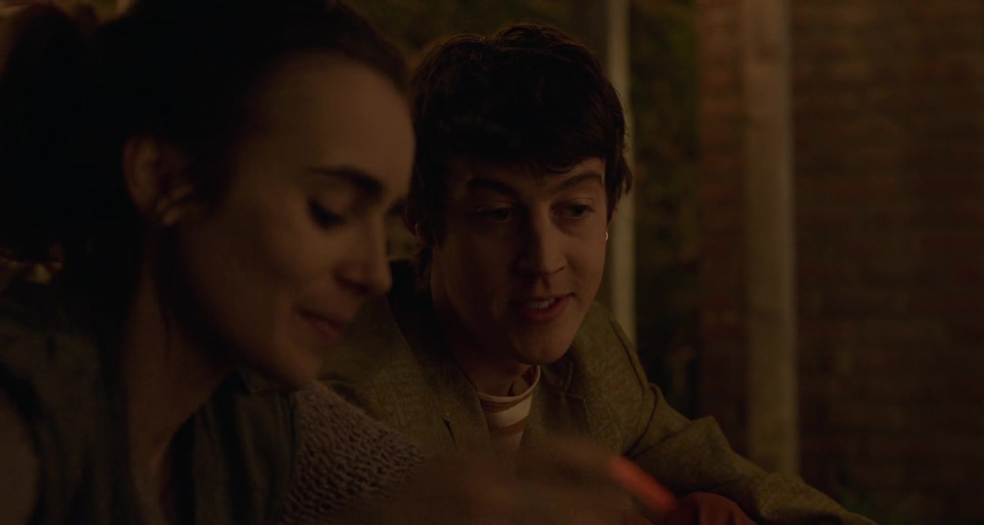 To_The_Bone_2017_1080p_BluRay_x264-5BYTS_LT5D_1996.jpg