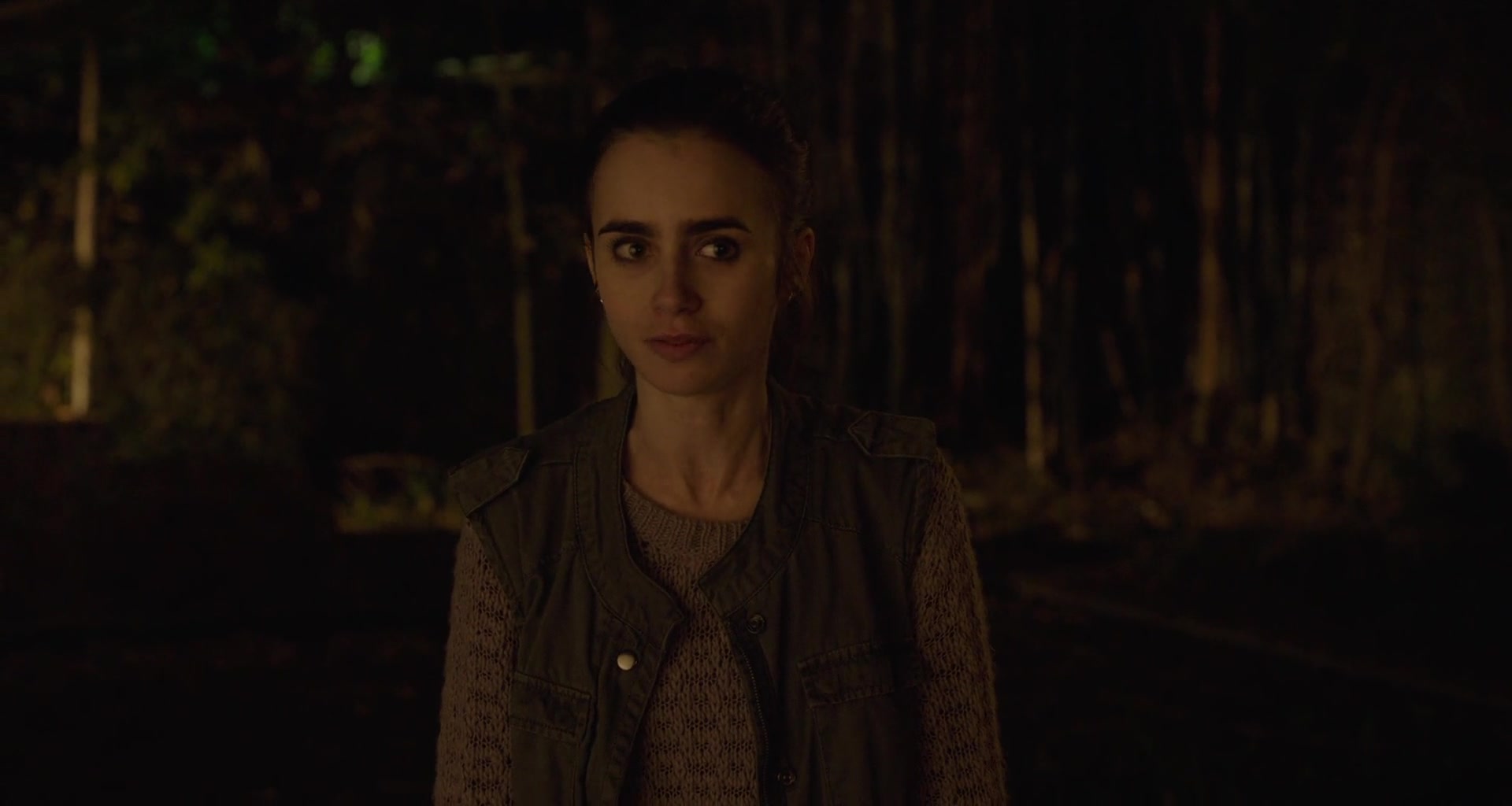 To_The_Bone_2017_1080p_BluRay_x264-5BYTS_LT5D_2064.jpg