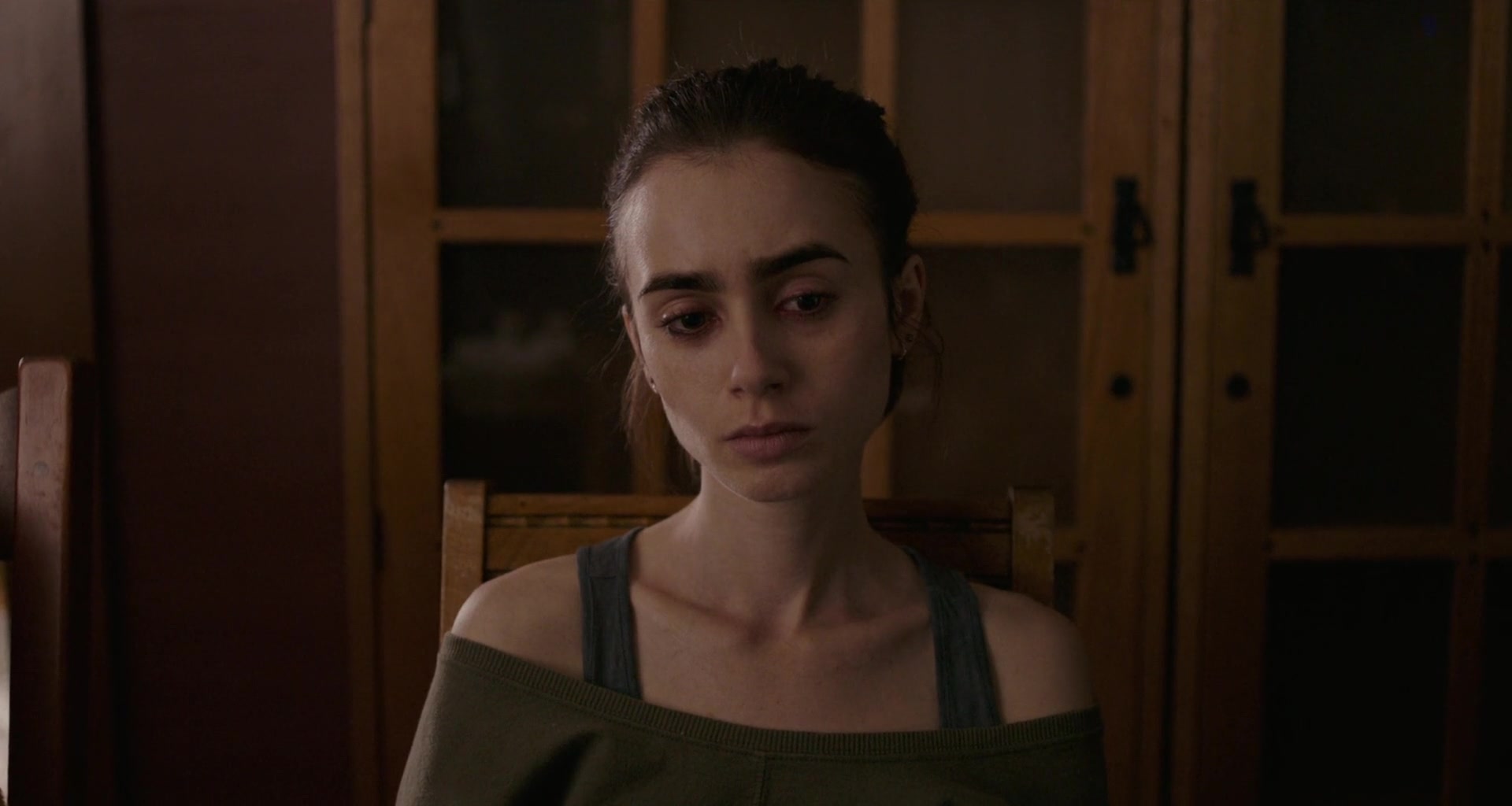 To_The_Bone_2017_1080p_BluRay_x264-5BYTS_LT5D_2165.jpg