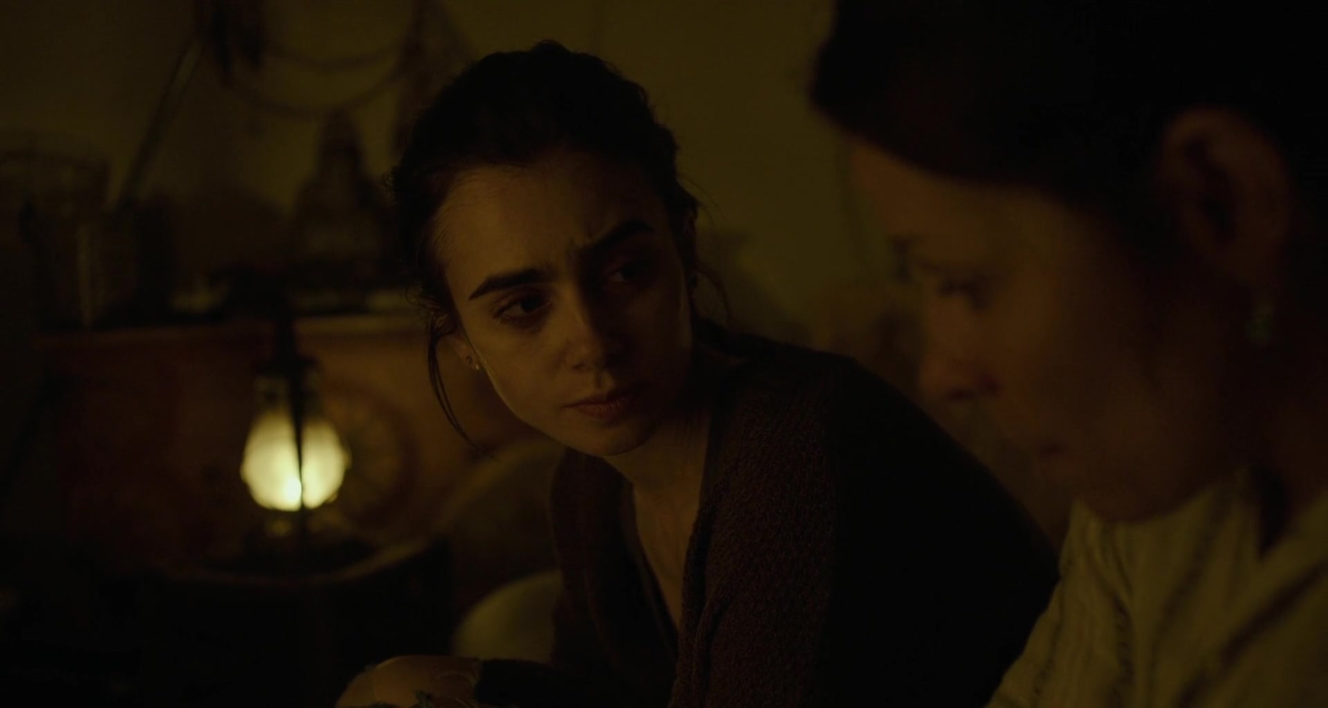 To_The_Bone_2017_1080p_BluRay_x264-5BYTS_LT5D_2484.jpg