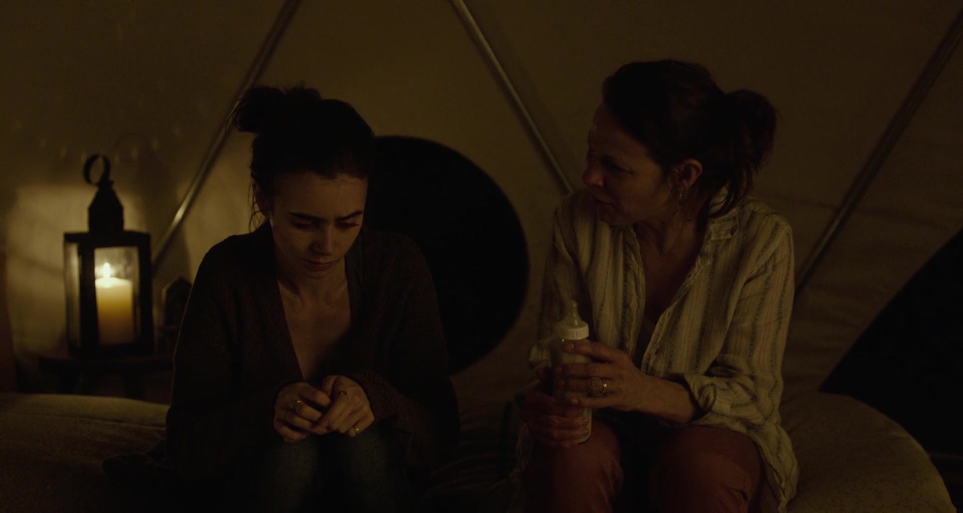 To_The_Bone_2017_1080p_BluRay_x264-5BYTS_LT5D_2521.jpg