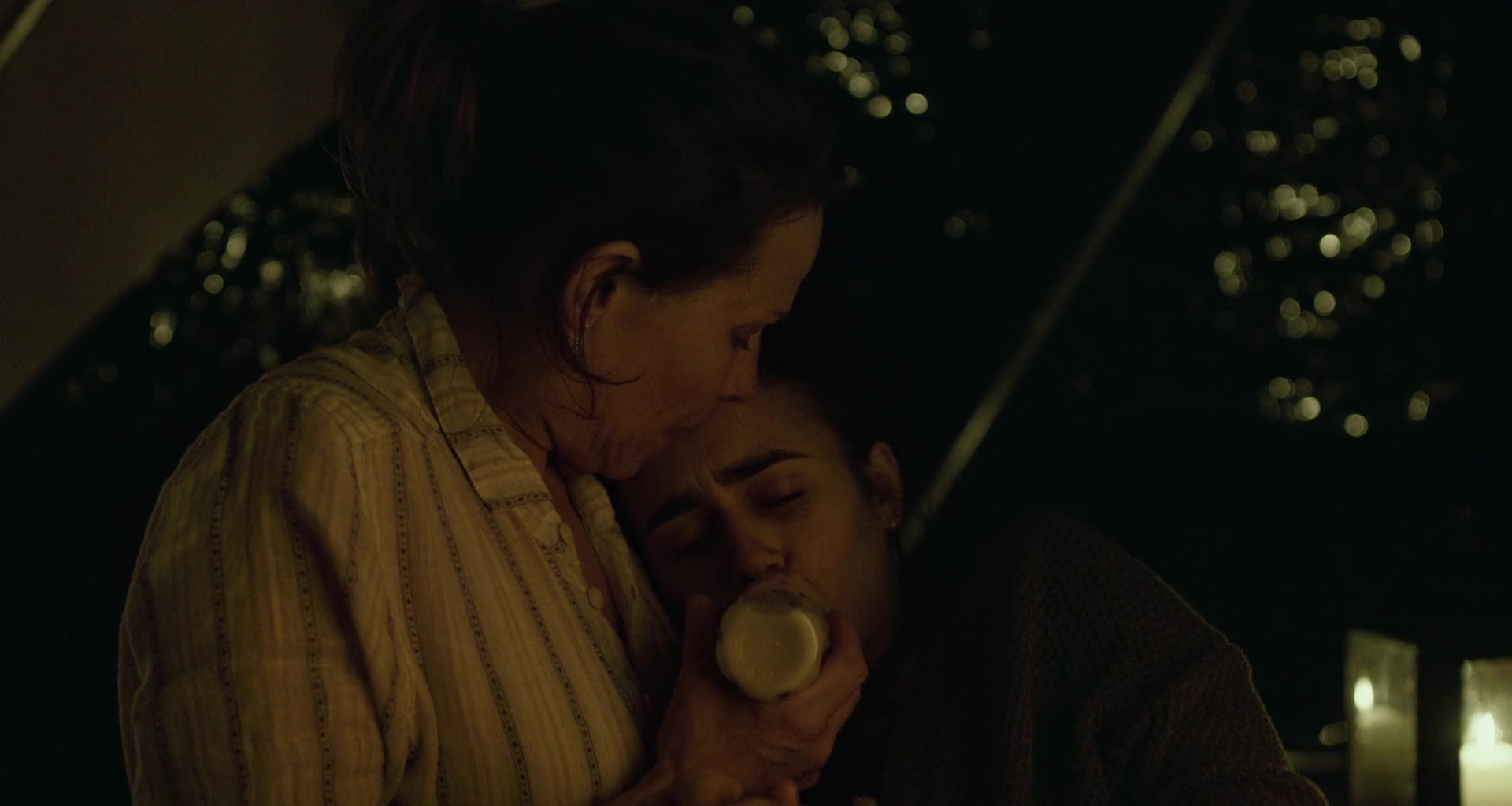 To_The_Bone_2017_1080p_BluRay_x264-5BYTS_LT5D_2586.jpg