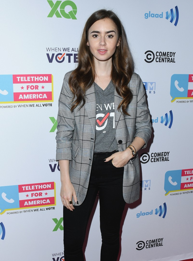 _Telethon_For_America_at_YouTube_Space_LA_in_Los_Angeles_7.jpg