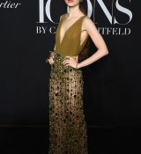 Harper_s_BAZAAR_Celebrates__ICONS_By_Carine_Roitfeld___28829.jpg