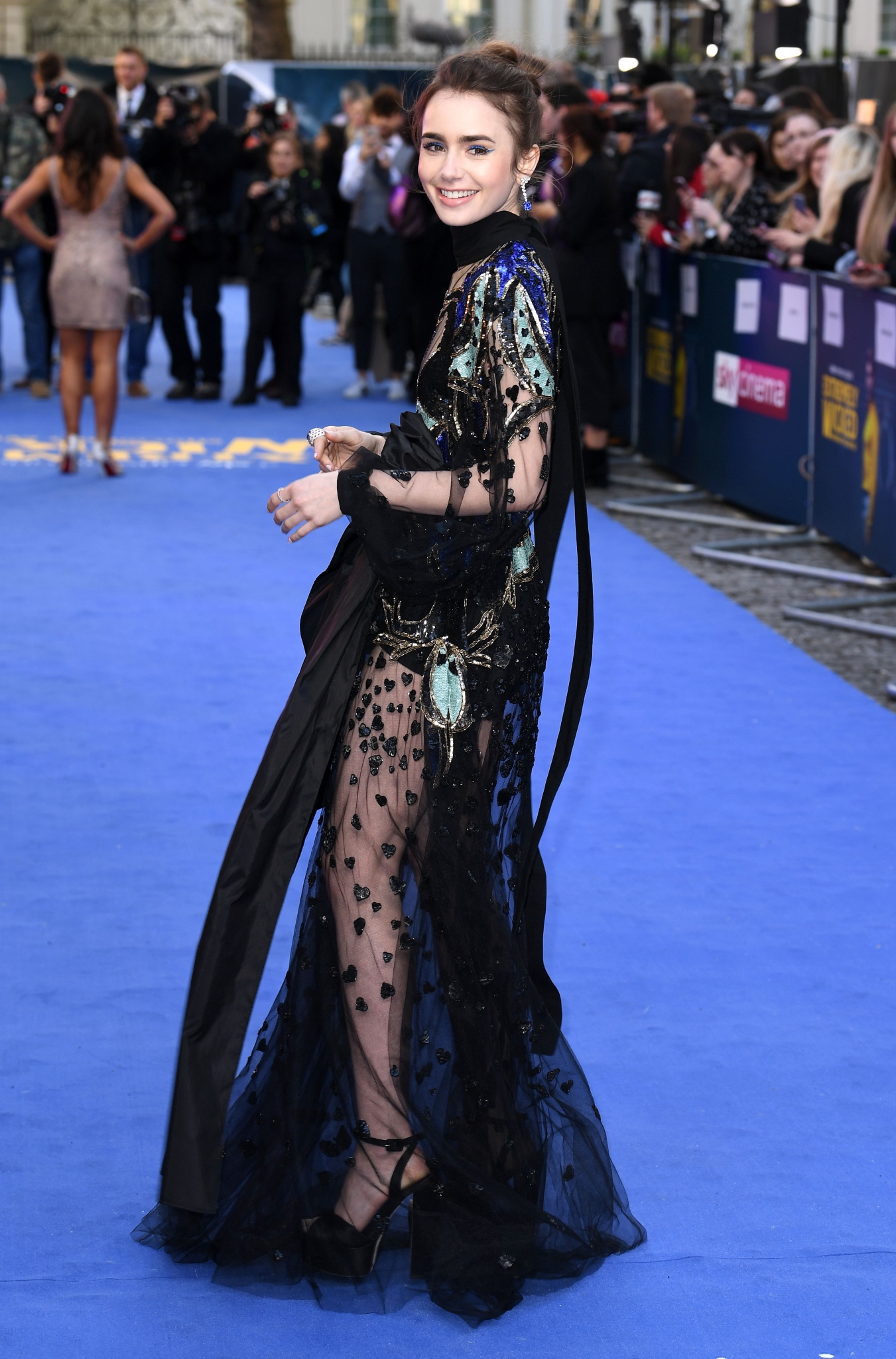 Extremely_Wicked_Shockingly_Evil_and_Vilepremiereuk_284429.jpg Extremely_Wicked_Shockingly_Evil_and_Vilepremiereuk_284429.jpg