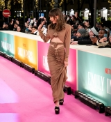 323020925_lily-220.jpg