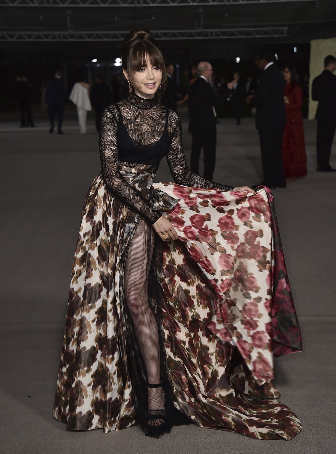 312660123_lily-100.jpg
