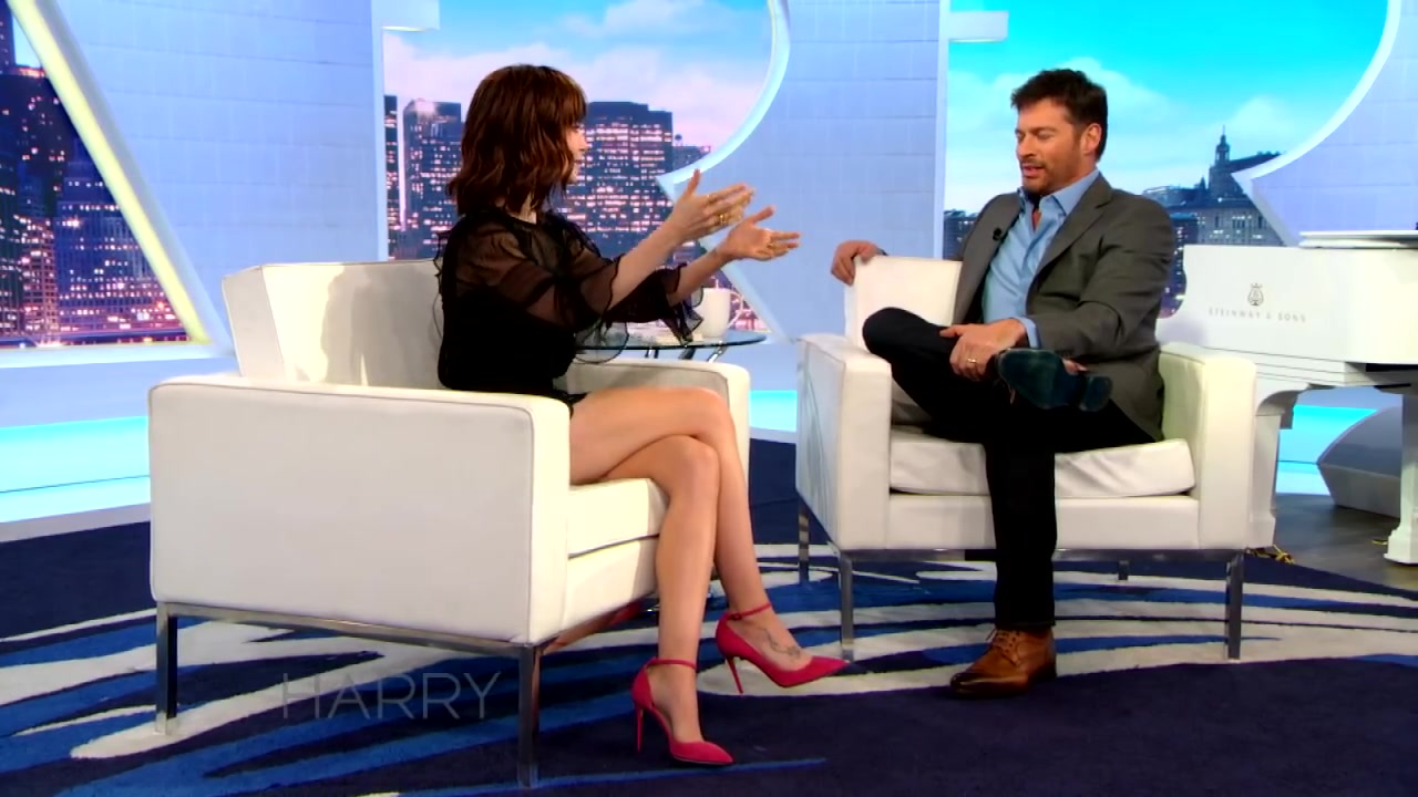 Lily_Collins27_Favorite_Phil_Collins_Song_Is____072.jpg