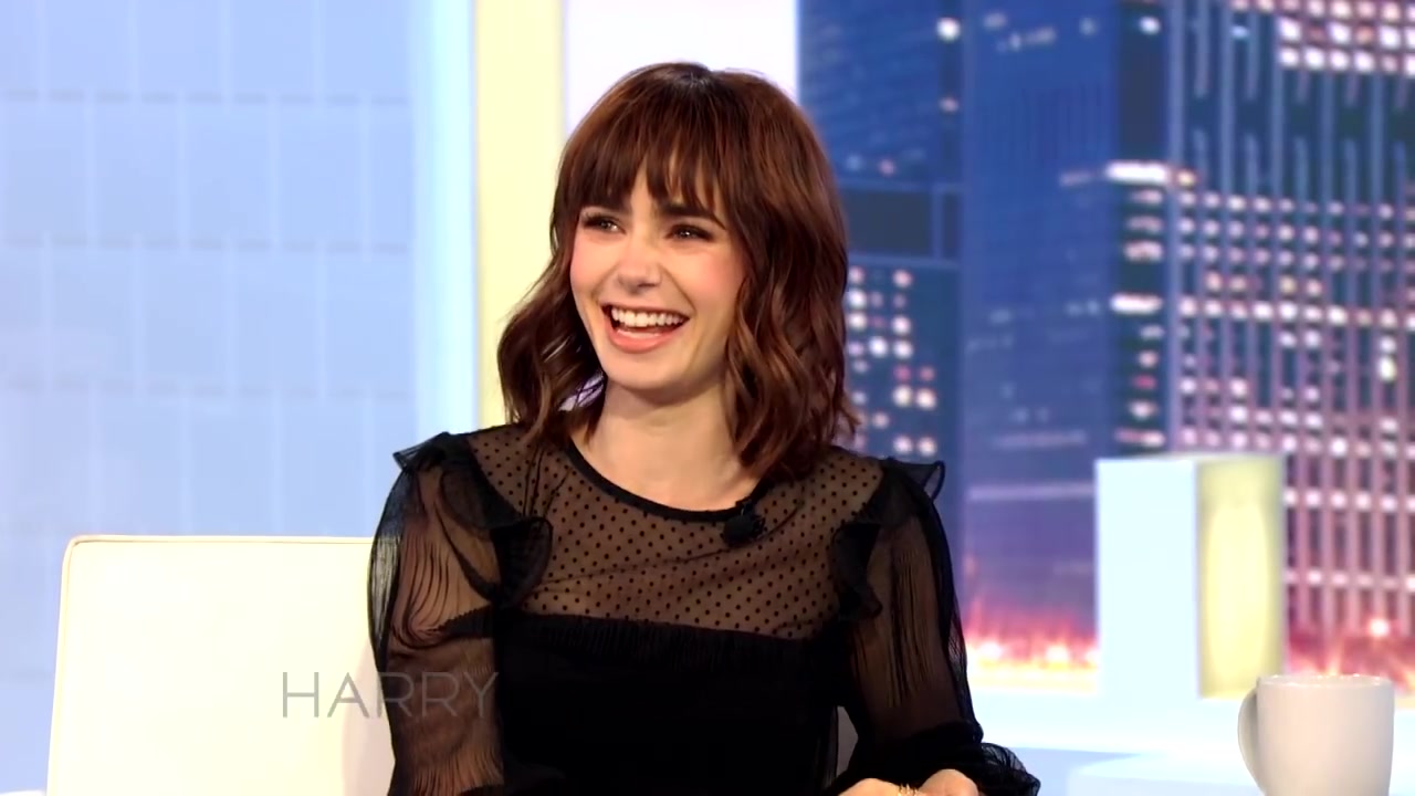 Lily_Collins27_Favorite_Phil_Collins_Song_Is____135.jpg