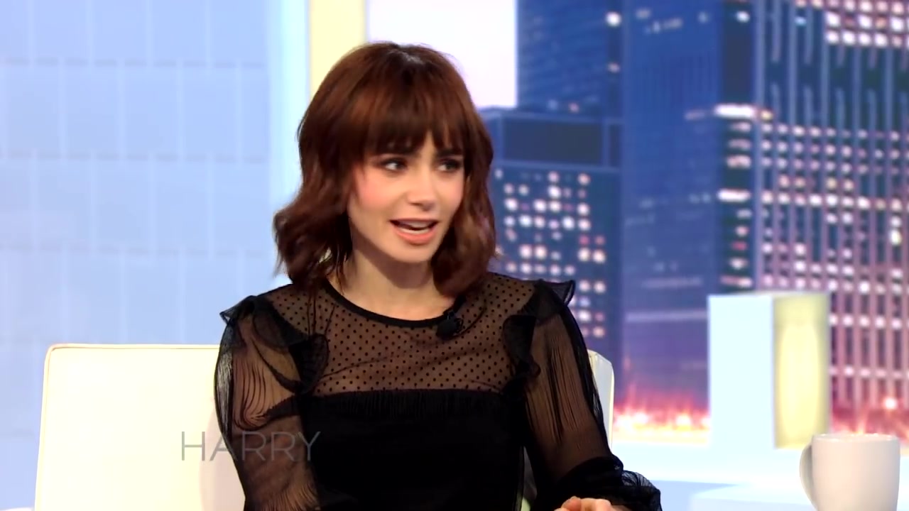 Lily_Collins27_Favorite_Phil_Collins_Song_Is____144.jpg