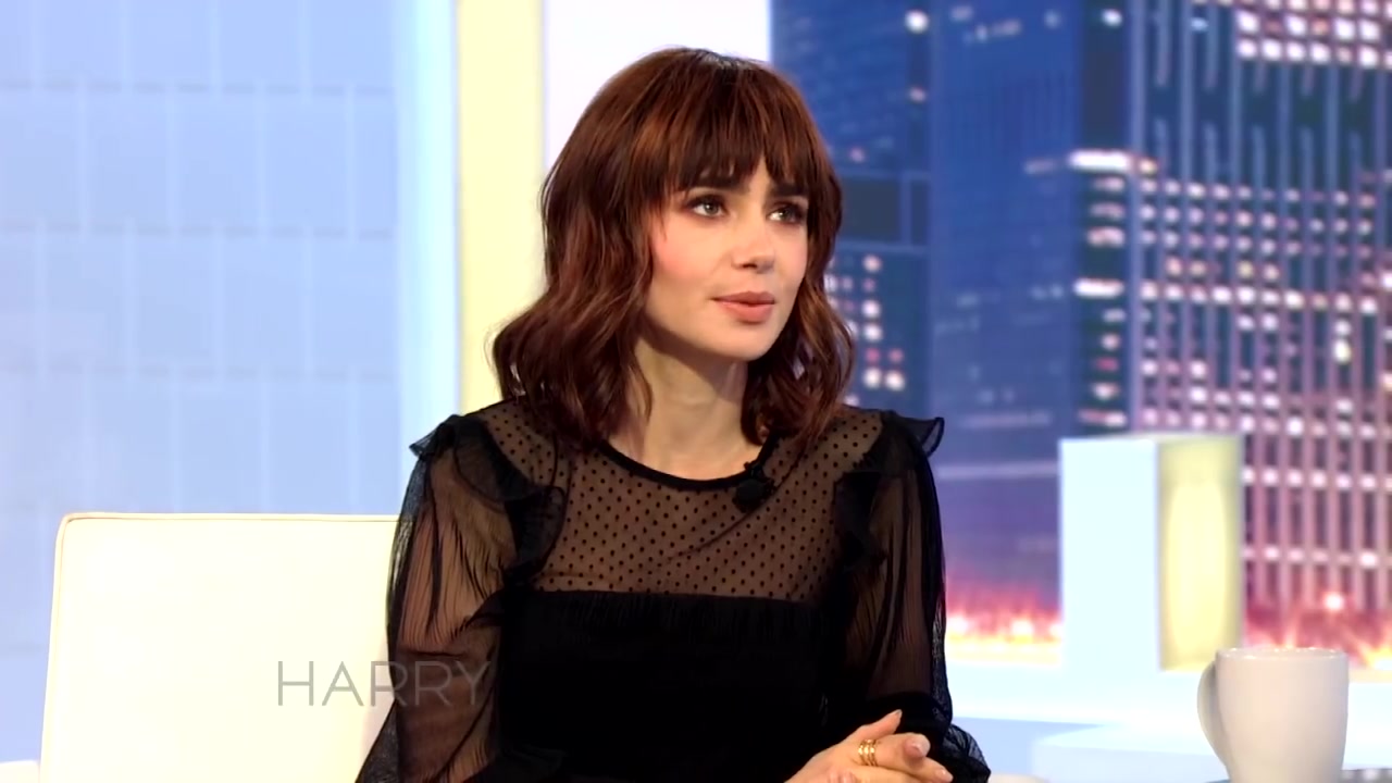Lily_Collins27_Favorite_Phil_Collins_Song_Is____184.jpg