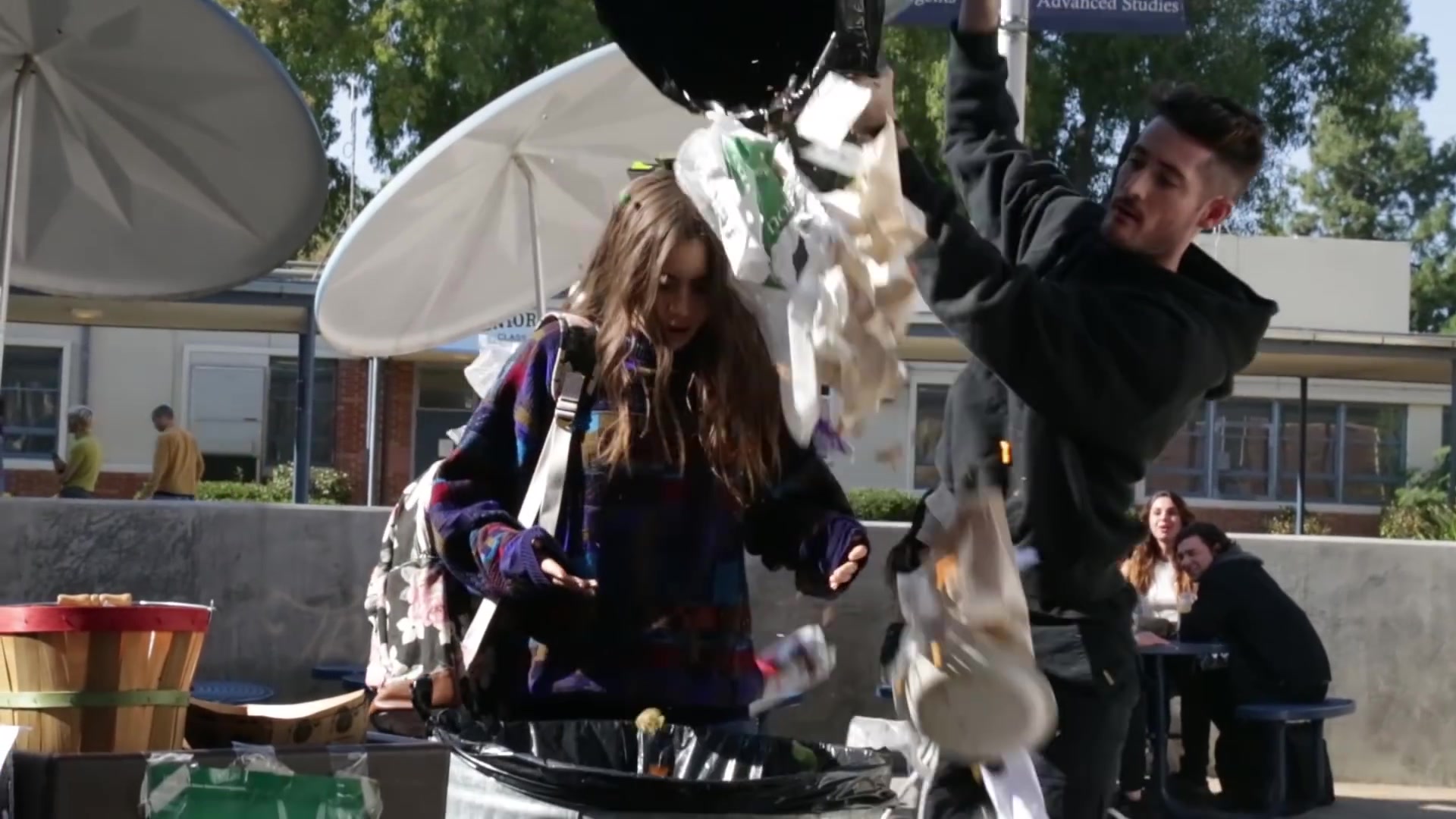 Save_Me_Tonight_-_Behind_the_Scenes_080.jpg Save_Me_Tonight_-_Behind_the_Scenes_080.jpg