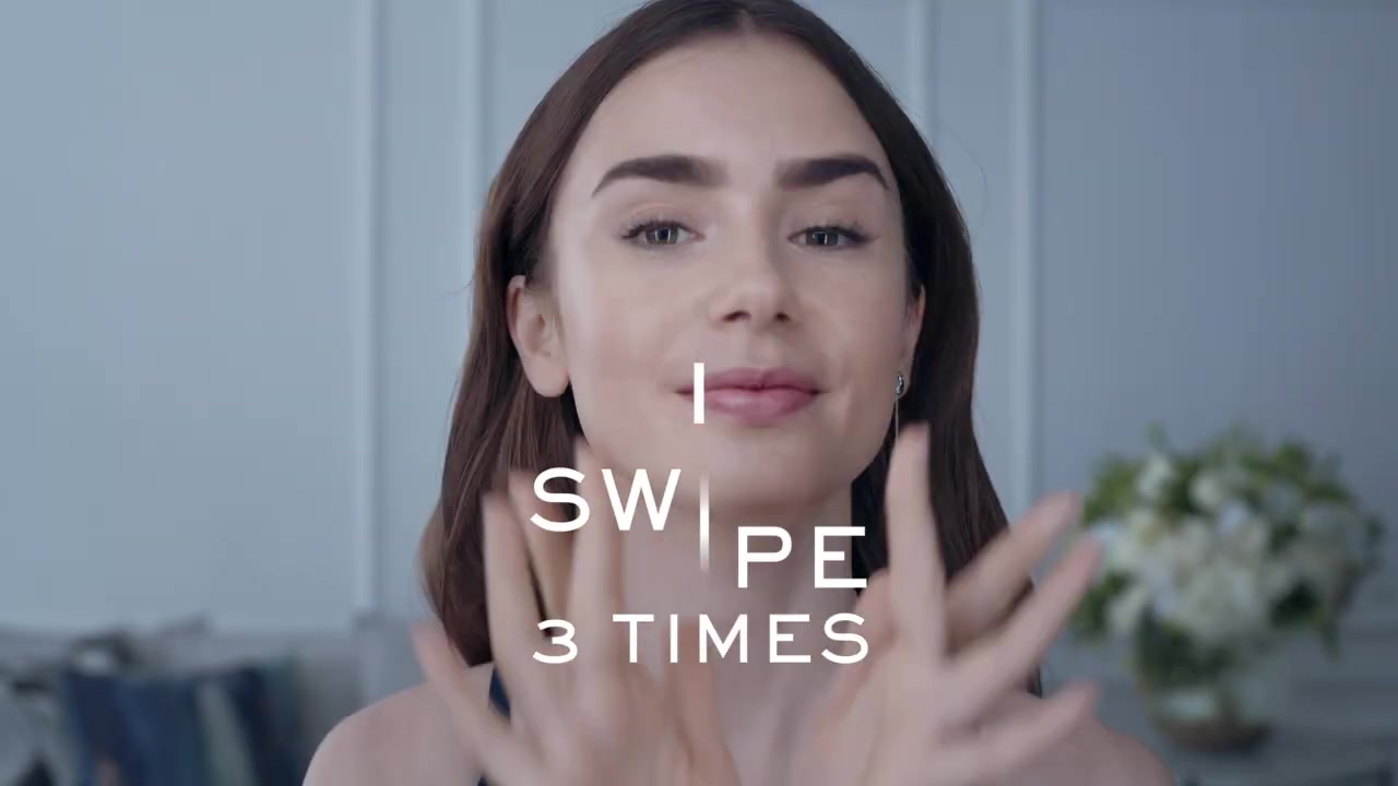 15_seconds_to_Youthful2C_Brighter_Eyes_with_Lily_Collins_-_NEW_Advanced_Genifique_Eye_Cream_026.jpg
