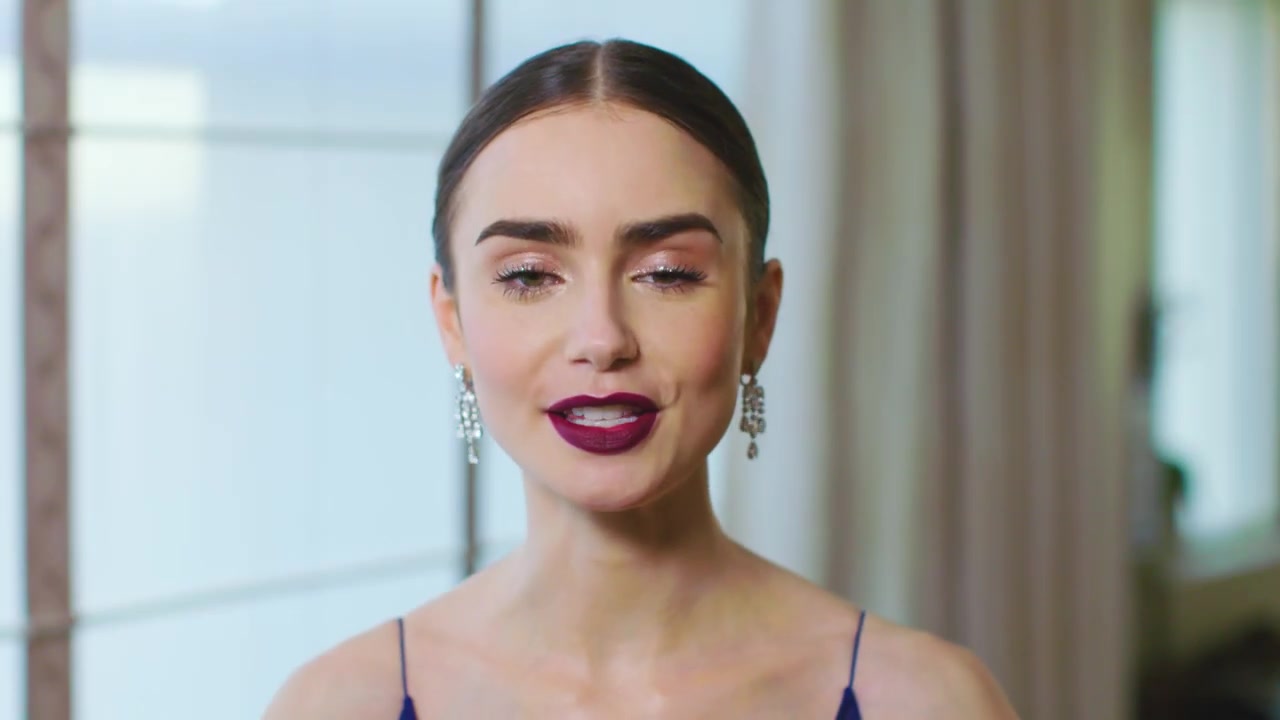BONJOUR_LANCOME___Behind_the_scenes_with_Lily_Collins_100.jpg