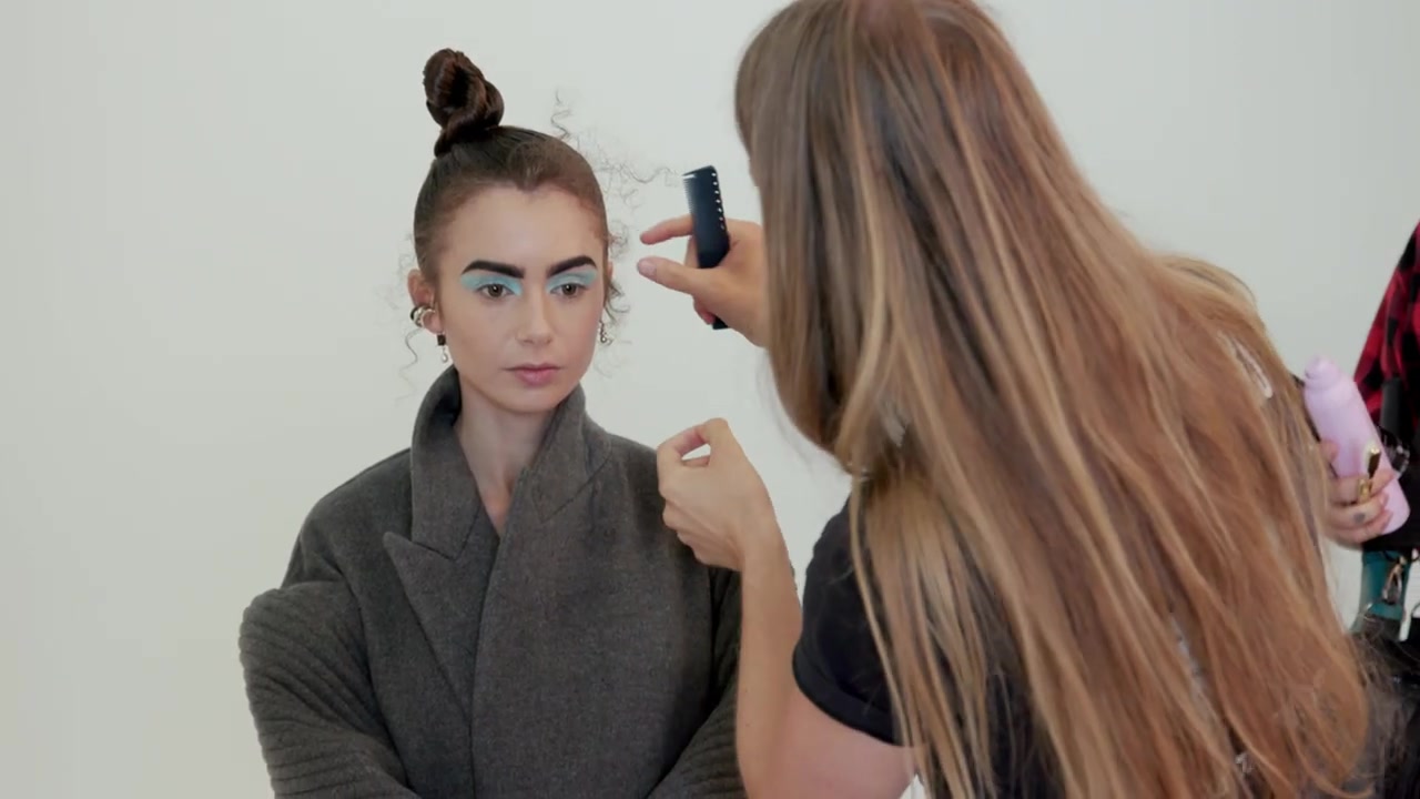 Lily_Collins__Glam_Team_Talk_About_the_Inspiration_Behind_Their_Looks___Byrdie_128.jpg