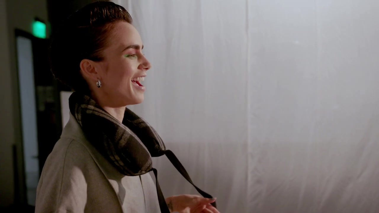 Lily_Collins__Glam_Team_Talk_About_the_Inspiration_Behind_Their_Looks___Byrdie_225.jpg