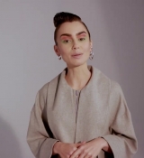 Lily_Collins__Glam_Team_Talk_About_the_Inspiration_Behind_Their_Looks___Byrdie_007.jpg
