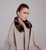 Filename=Lily_Collins__Glam_Team_Talk_About_the_Inspiration_Behind_Their_Looks___Byrdie_200.jpg
Filesize=46KiB
Dimensions=1280x720
Date added=Nov 30, 2020 Lily_Collins__Glam_Team_Talk_About_the_Inspiration_Behind_Their_Looks___Byrdie_200.jpg