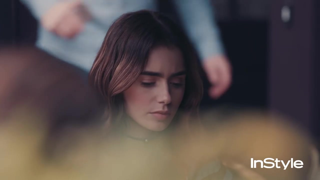 How_Lily_Collins_Fell_in_Love_With_Her_Brows___InStyle_043.jpg